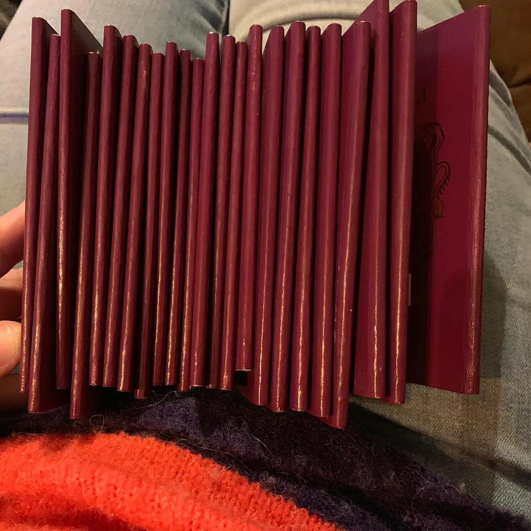 结婚30年生22娃，网友群嘲太窒息了，结果他们的生活却啪啪打脸