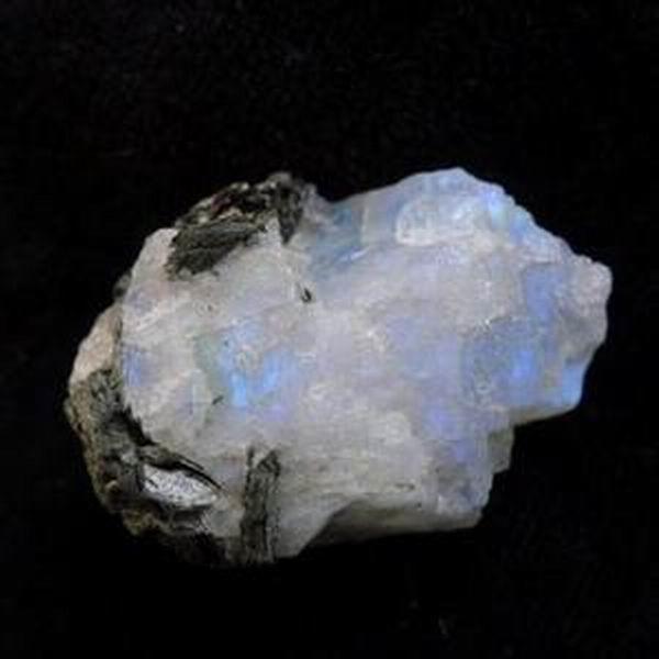 各种宝石原石的种类图片大全,高清彩色宝石原石图片大全