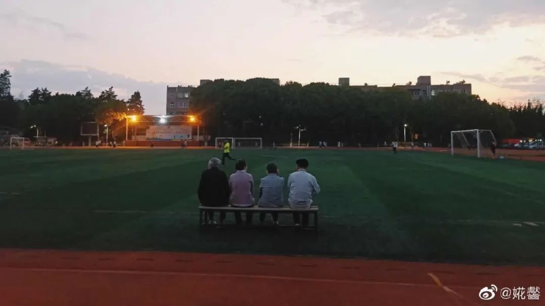 玉溪师范学院凤凰路134号乐队,玉溪师范学院的故事