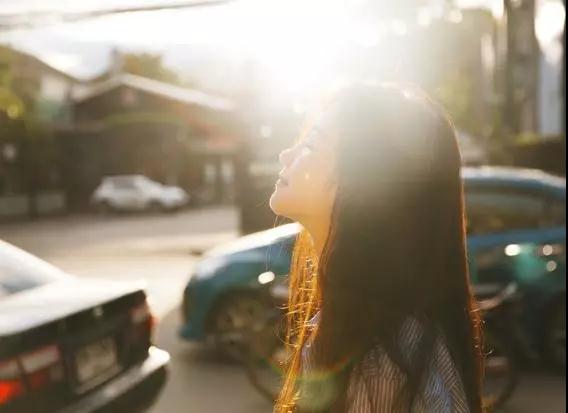 日本女生拍照pose大全,女生近照拍照pose大全