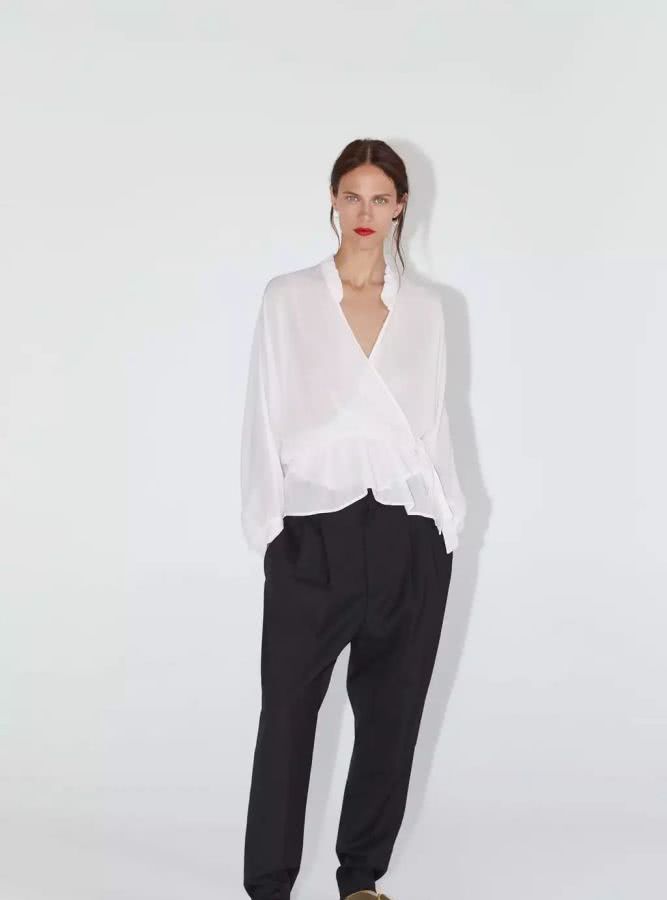 zara值得入手的连衣裙,zara新出的牛仔开叉连衣裙