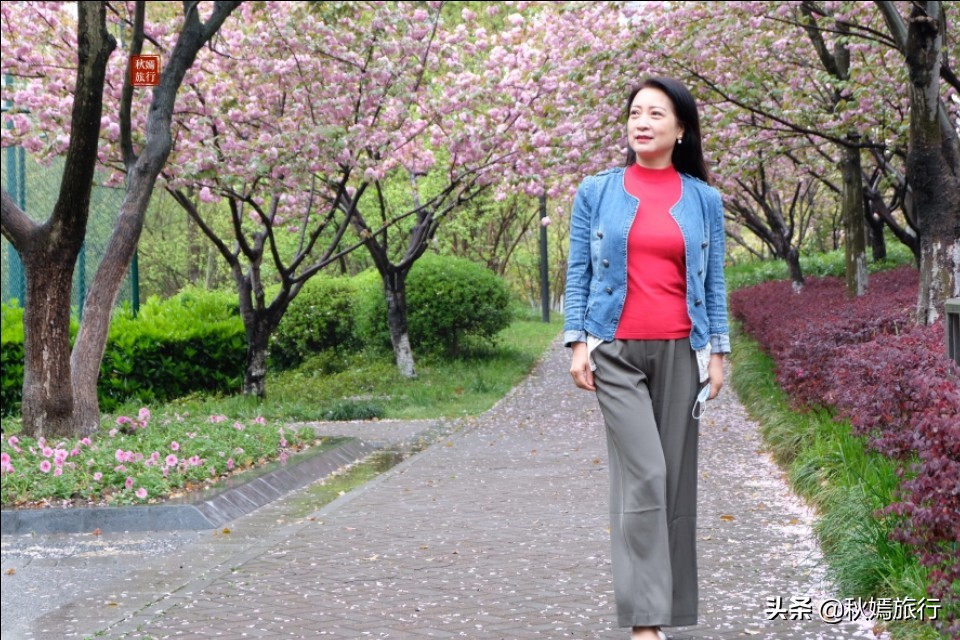 春雨菲菲游常熟滨江公园，浒浦江边品江鲜，23道菜共720元贵吗？