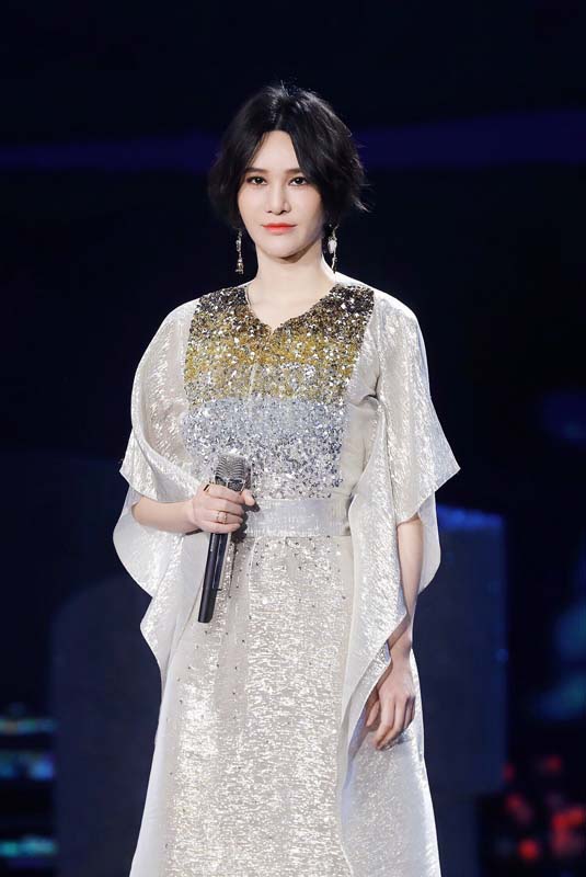 灏氶洴濠曟硶璇瓕瓒呭コ,鑳℃捣娉夊皻闆瓒呭コ