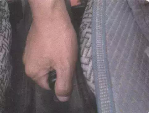 科目二半坡起步定点停车技巧视频,科目二半坡起步定点停车技巧教程