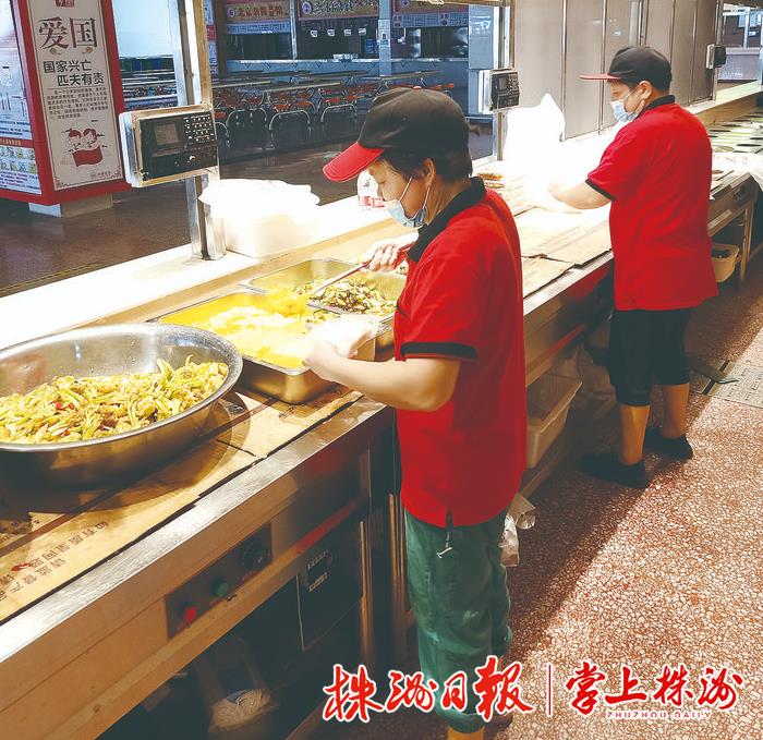 云龙抗命完整视频,云龙抗疫物资运输车