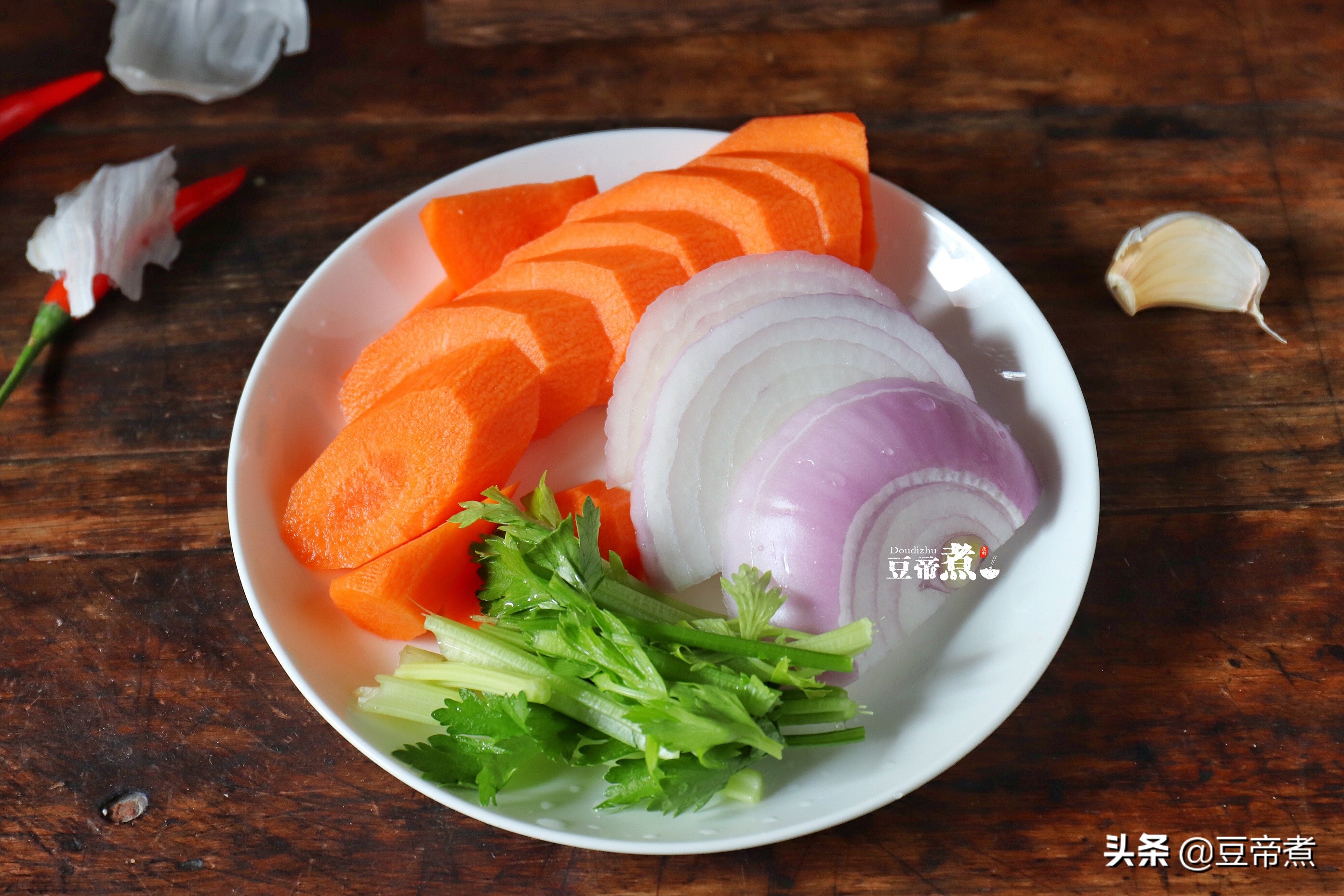 秘制蒸鱼酱汁的调制,酒店的蒸鱼酱汁怎么做