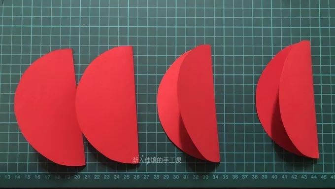 圣诞节用卡纸怎么做出来圣诞礼物,用普通的卡纸做圣诞节贴纸