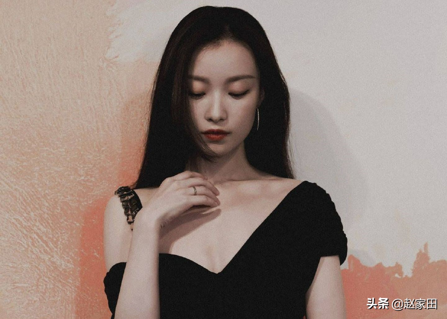 5本男主超爱吃醋的甜宠文,小说推文完结甜宠男主是消防员