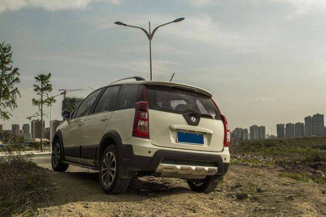 东风风行景逸属于什么档次的车,景逸x5哪个配置最具性价比