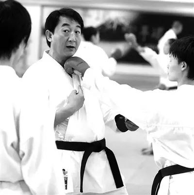 管健民怎么做好教练,金牌教练授教有方