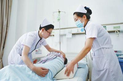 医生都会拔导尿管吗,拔掉导尿管是不是很轻松了