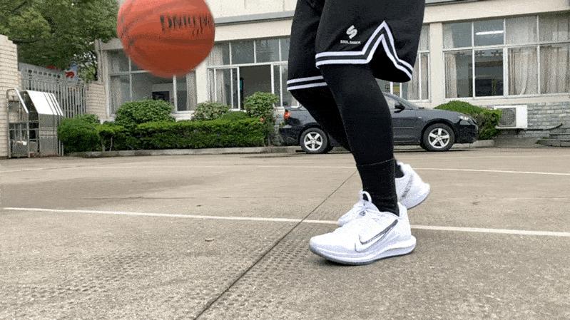 耐克airzoomcrossover篮球鞋测评,耐克网球鞋airzoomultra系列