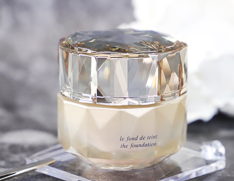 秋冬粉底液中性持久不暗沉,粉底液测评混干皮阿玛尼跟ysl