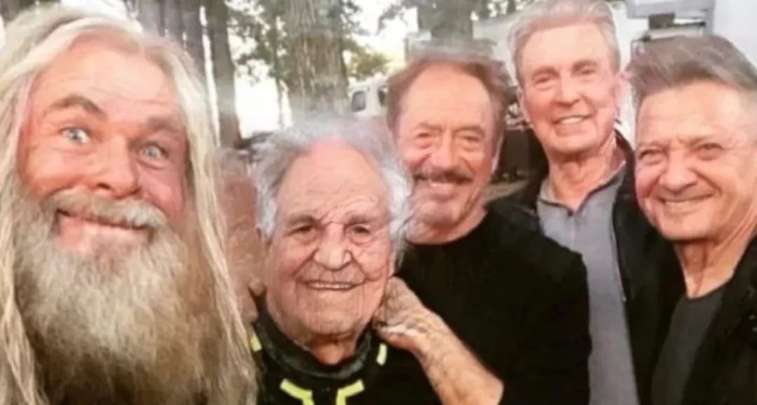 face换脸软件如何指定一个人,faceapp变老的特效教程