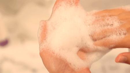 头皮干燥头屑多解决小妙招,秋冬头皮干燥有头屑怎么治疗