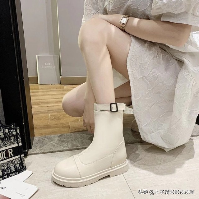 马丁靴单鞋女款爆款2020白色,时尚英伦风女士马丁靴34码