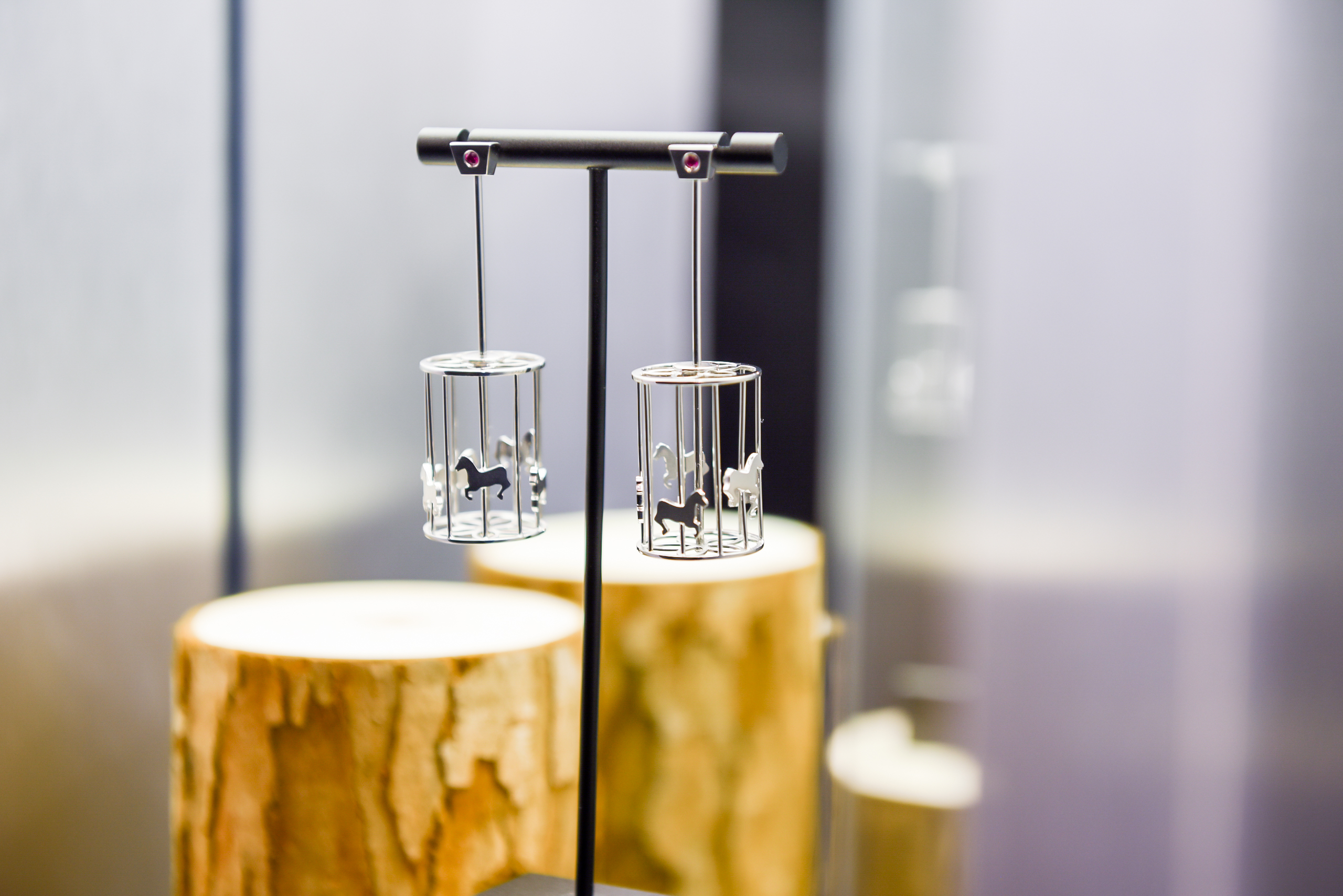 「由心开始·铂金」2020铂金新品巡展于南京中央商场盛大开启