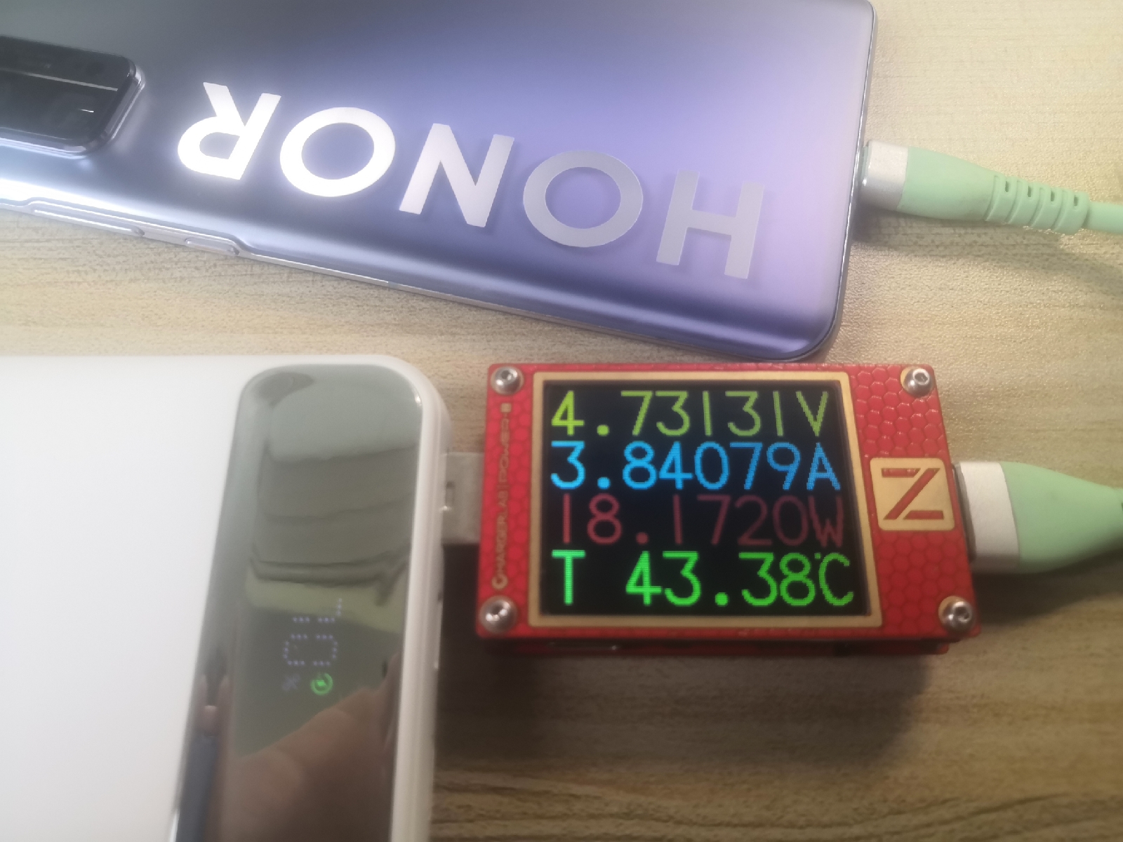 磁吸充电宝实测无线充最新款,无线磁吸快充充电宝测评