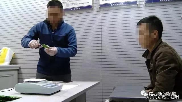 这款“精选绿茶”里的猫腻，我不允许你还不知道！