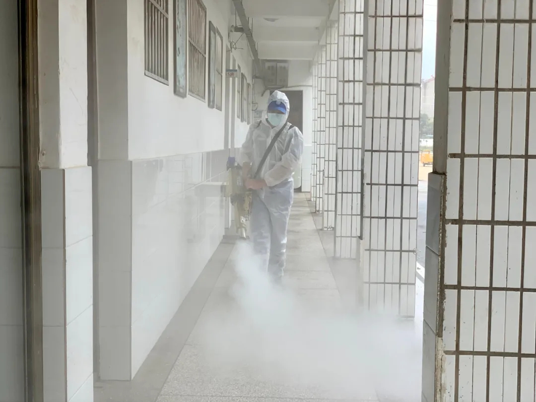 神兽归笼各地学校开学,开学倒计时神兽即将归笼