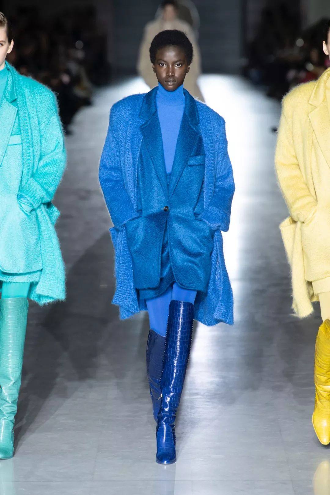 MaxMara男士穿搭,maxmara黑色西装外套怎么搭