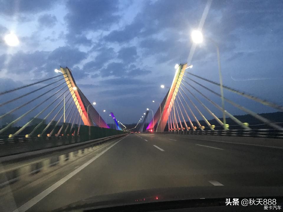 15款迈腾1.8t豪华型0到100提速,15款1.8t迈腾百公里加速多少秒