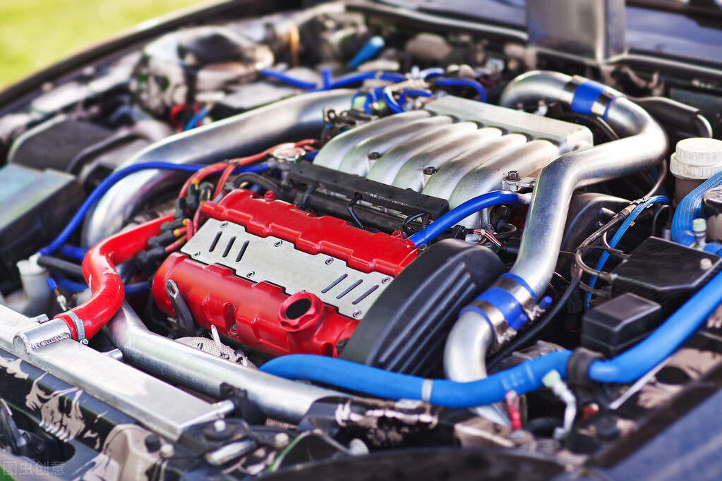 自动挡上陡坡的技巧,自动挡上陡坡起步怎么防止溜车