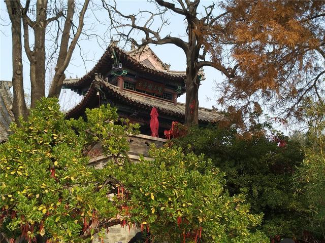 大明湖南丰祠,大明湖南丰祠有什么