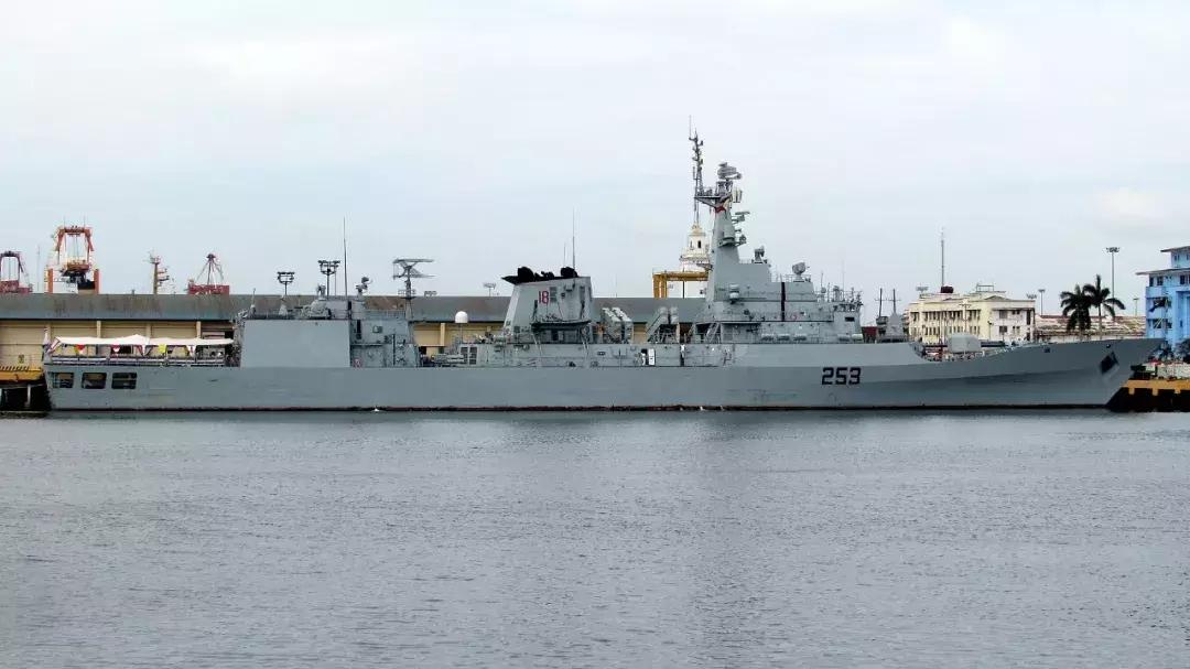 70周年大阅兵海军战舰,2019年海军70周年大阅兵舰艇