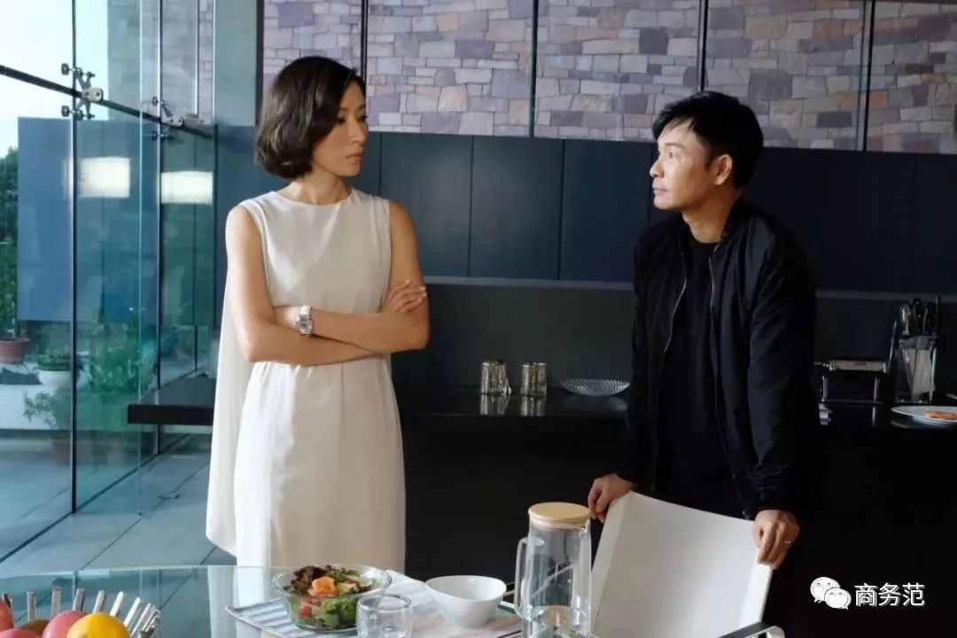 《再创世纪》告诉你，香港顶级富豪鄙视链