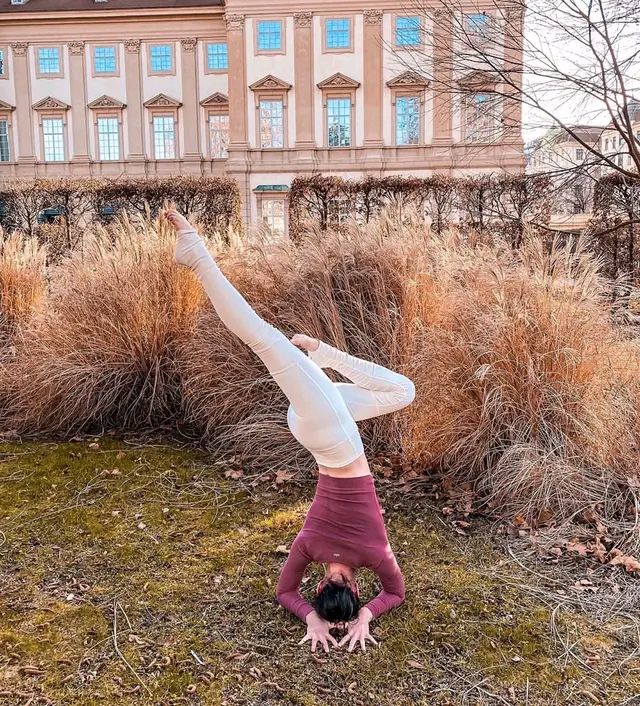倒立的好处与坏处,不会倒立的人想倒立怎么办