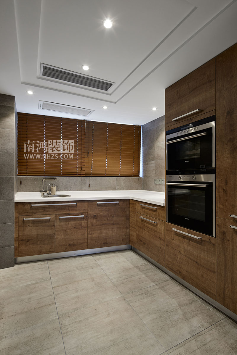 红黄蓝三色混合,红黄蓝色彩融合