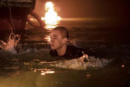 如果家家都能把垃圾分到位,《烈火英雄》里的消防员可能不会牺牲