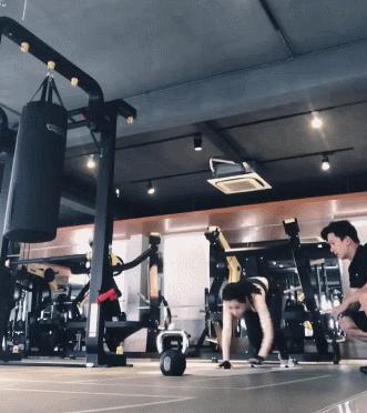 微胖渐欲迷人眼分分钟缴械投降的动态图