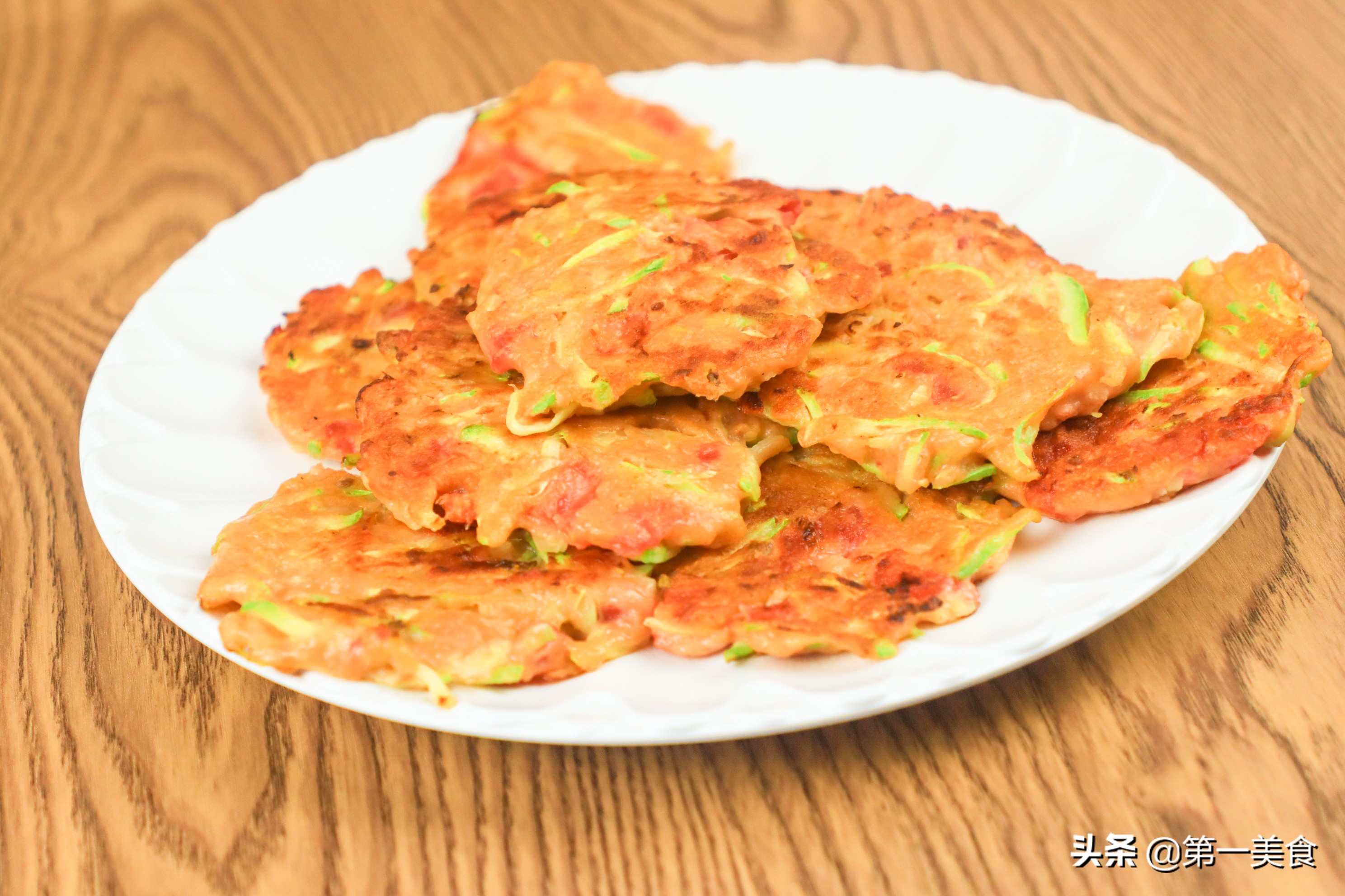 一分钟就能学会简单做煎饼,商用早餐煎饼快速做法