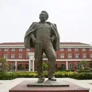 做“心中有民”好干部盘龙区领导干部到兰考学习焦裕禄精神