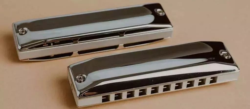 认识口琴与口琴吹奏基本技巧,蓝调口琴如何吹没有杂音