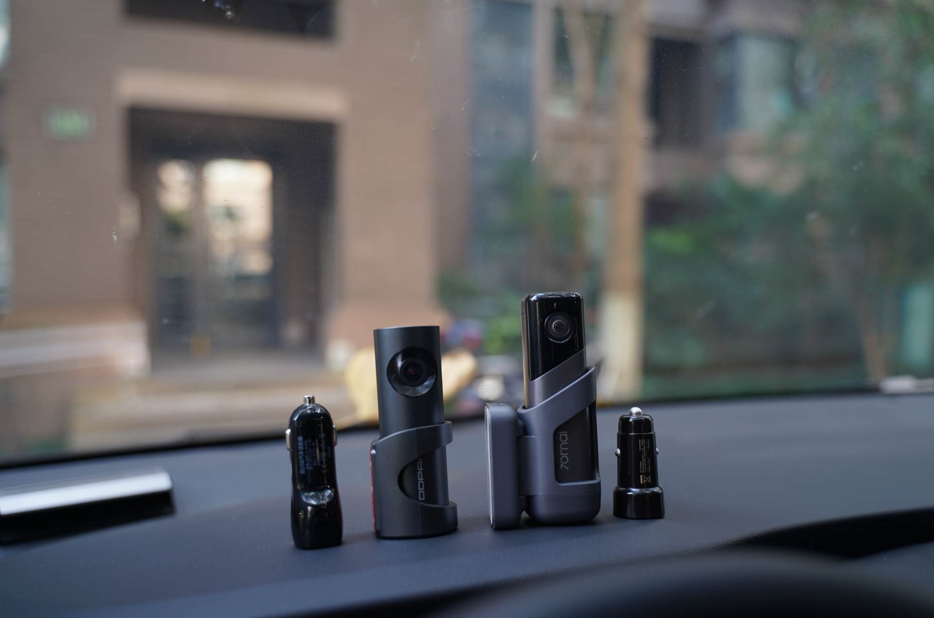 行车记录仪哪一款比较好又实用,比较实用行车记录仪推荐