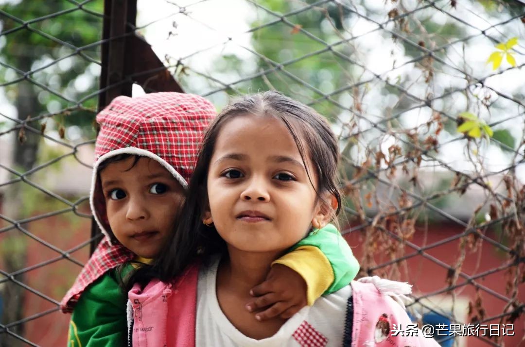 尼泊尔旅行飞机路线,尼泊尔乘汽车旅游攻略