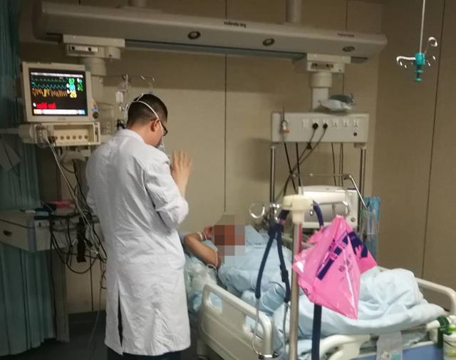 老人心脏连着喉咙疼,53岁男人咽喉痛