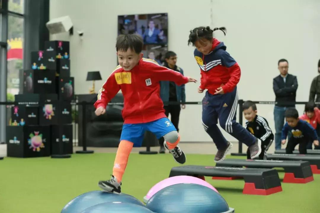 探店达人21天陪跑训练营,成都体能少儿馆