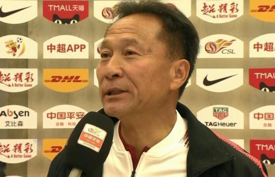 徐亮沈祥福踢球抖音,沈祥福国青照片