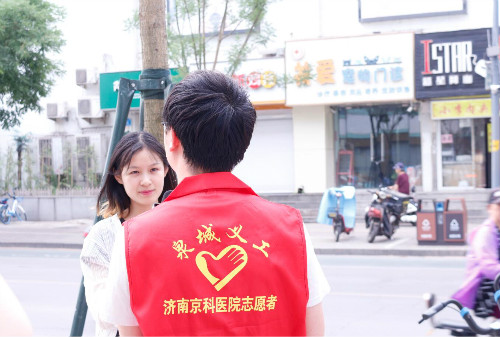 父亲节关爱老人传播正能量,父亲节关爱老人