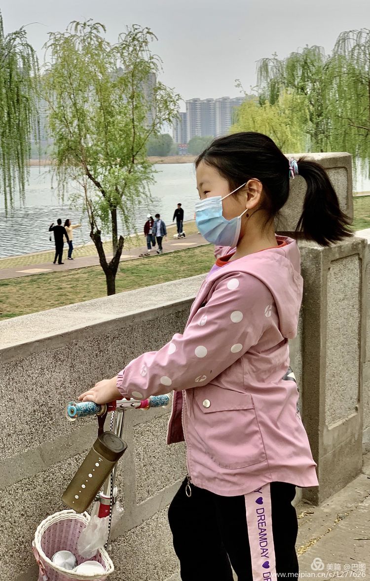 金色童年8张图片,金色的童年相片