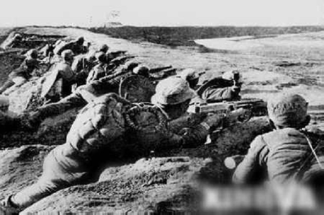 1939年*荣臻聂**带领队伍来到野三坡，村民：你们是反清复明的队伍吗