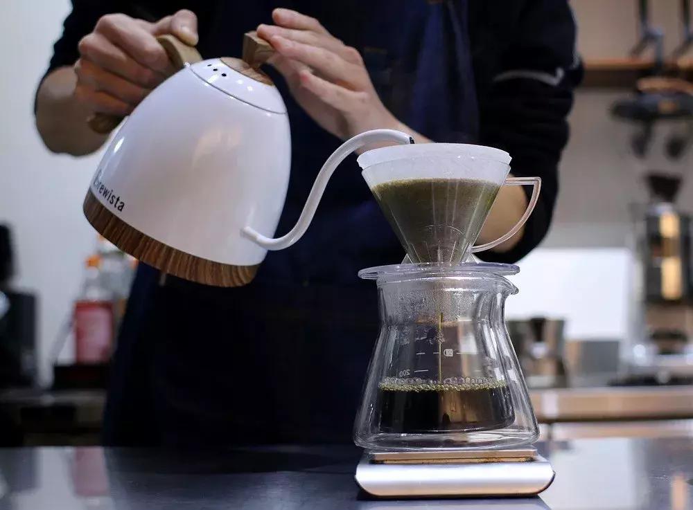 手冲咖啡10个实用建议,如何让手冲咖啡变得丝滑