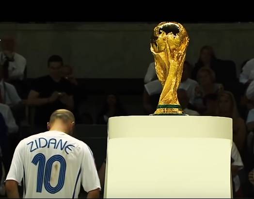 齐达内世界杯顶撞谁被红牌罚下,齐达内世界杯决赛被罚下