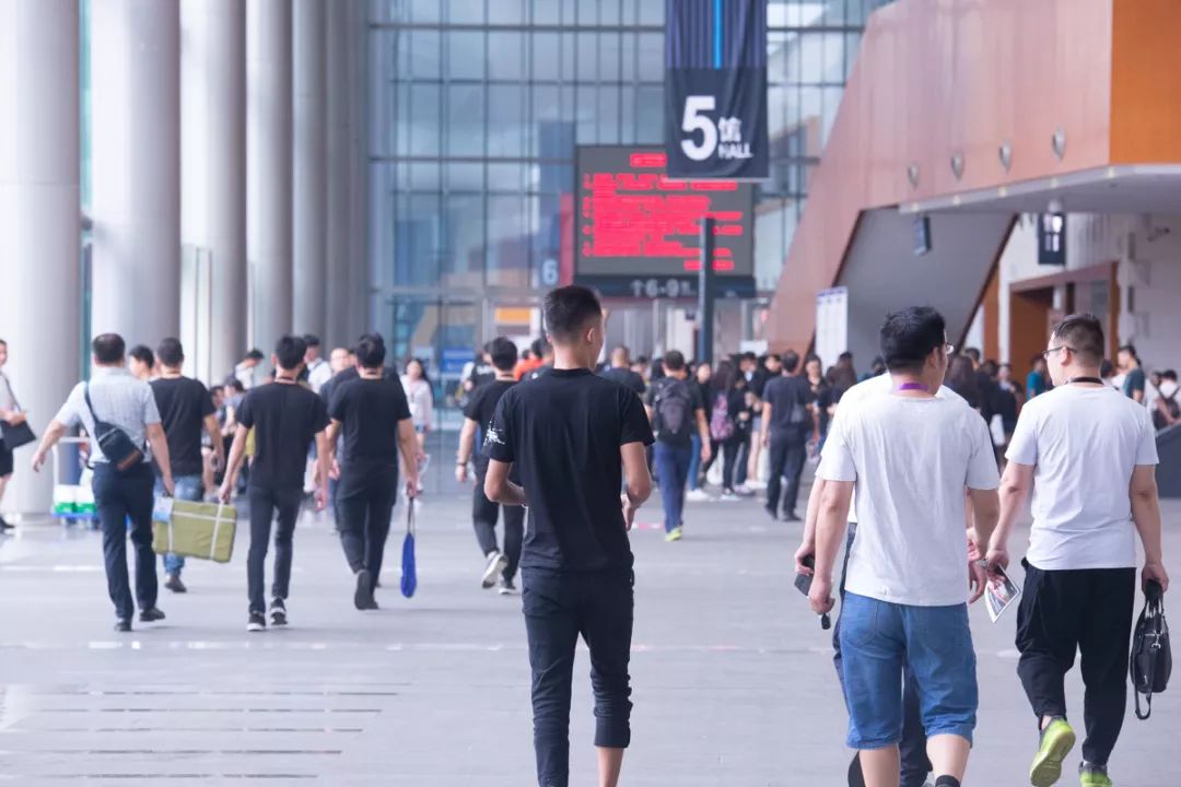 融合发展南京体育产业联合会携旗下会员单位，深入合作亚太户外展