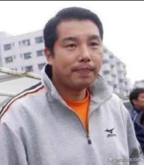 雄起四川全兴,四川全兴队比赛视频