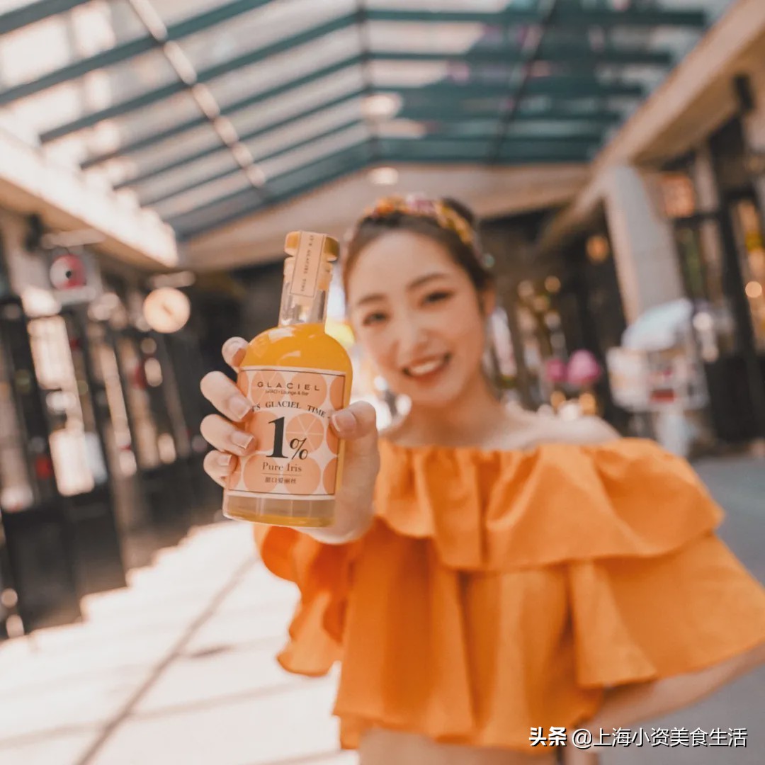 夏天的微醺感觉从一杯美酒开始,关于夏天的一切美好都藏在风景里